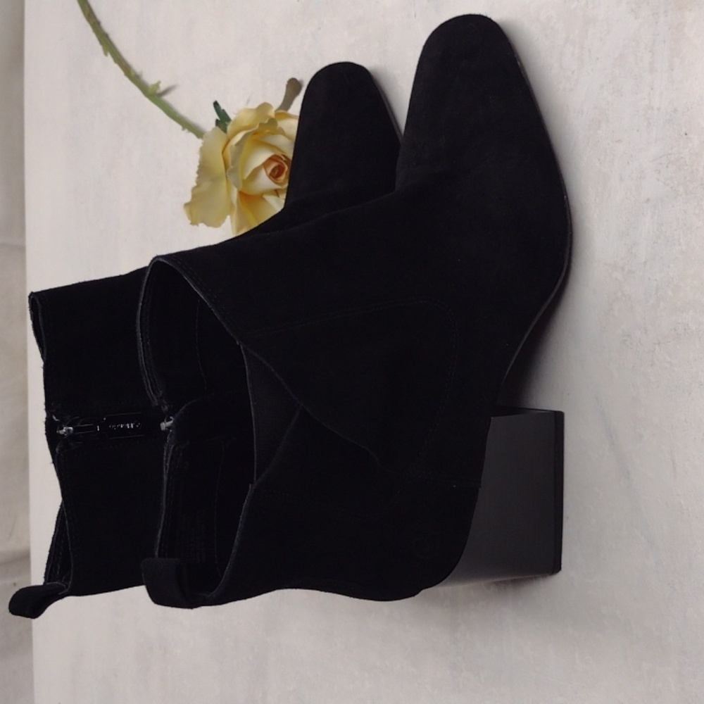 Blondo Waterproof bootie women size 10M black color. - Picture 6 of 13